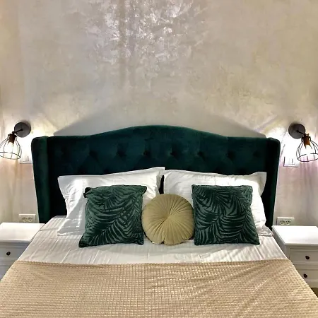 Myamar Apartmán