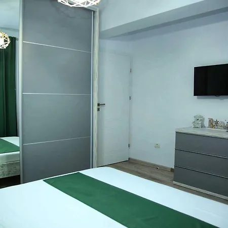 Myamar Apartment *