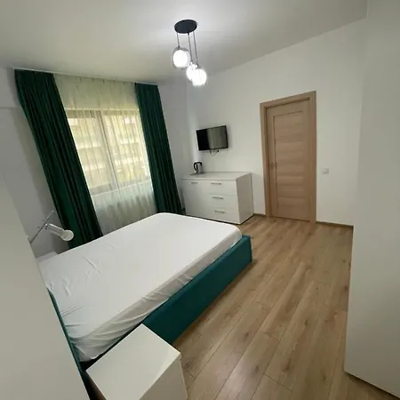 Myamar Apartment Mamaia