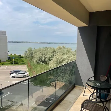 Myamar Apartment *