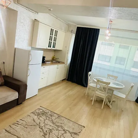Apartment Myamar Mamaia