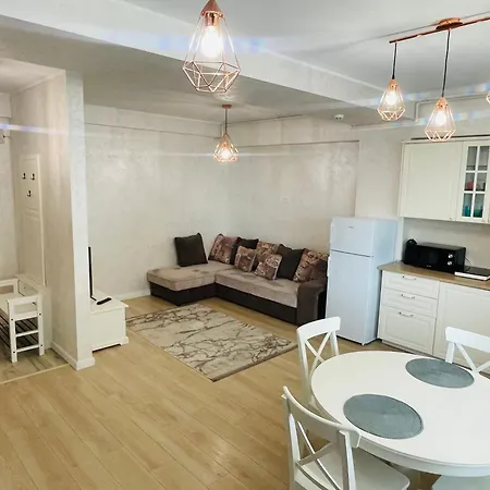 Myamar Apartment *